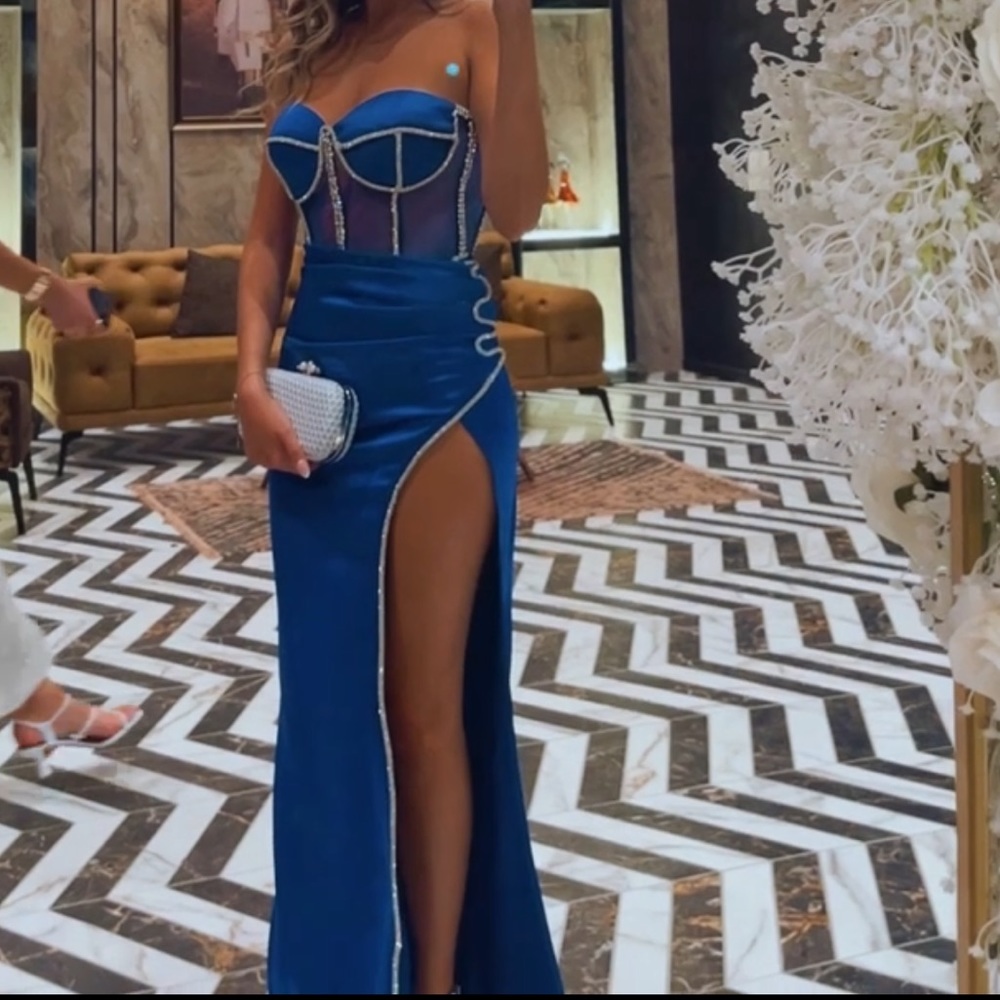 Dress from MINNA FASHION DESIGNER IN KOSOVO (ig of designer- minnafashion)